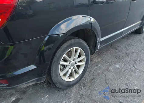 2013 Dodge Journey Sxt z USA, uszkodzony, nr VIN 3C4PDDBG6DT615164